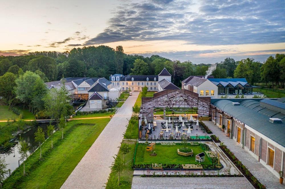 Le Grand Pavillon Chantilly Dış mekan fotoğraf